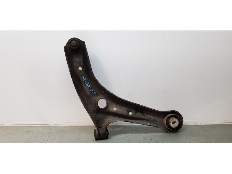 Recambio de brazo suspension inferior delantero izquierdo para ford transit courier ambiente referencia OEM IAM EY163051AA   Recambio de brazo suspension inferior delantero izquierdo para ford transit courier ambiente referencia OEM IAM EY163051AA