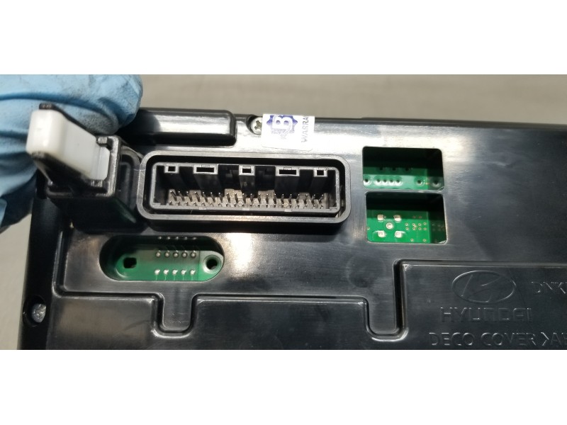Recambio de cuadro instrumentos para hyundai tucson tecno sky referencia OEM IAM 94013N7060  