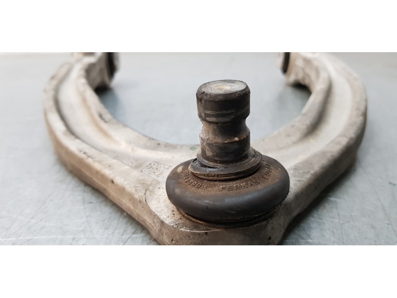 Recambio de brazo suspension superior delantero izquierdo para alfa romeo stelvio (630) super q4 referencia OEM IAM K206602  