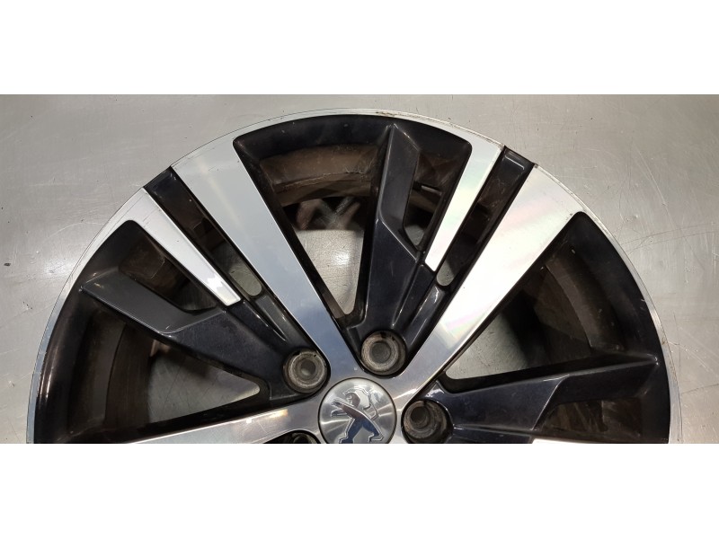 Recambio de llanta para peugeot 3008 active referencia OEM IAM 98096873ZR 9809687377  Recambio de llanta para peugeot 3008 active referencia OEM IAM 98096873ZR 9809687377