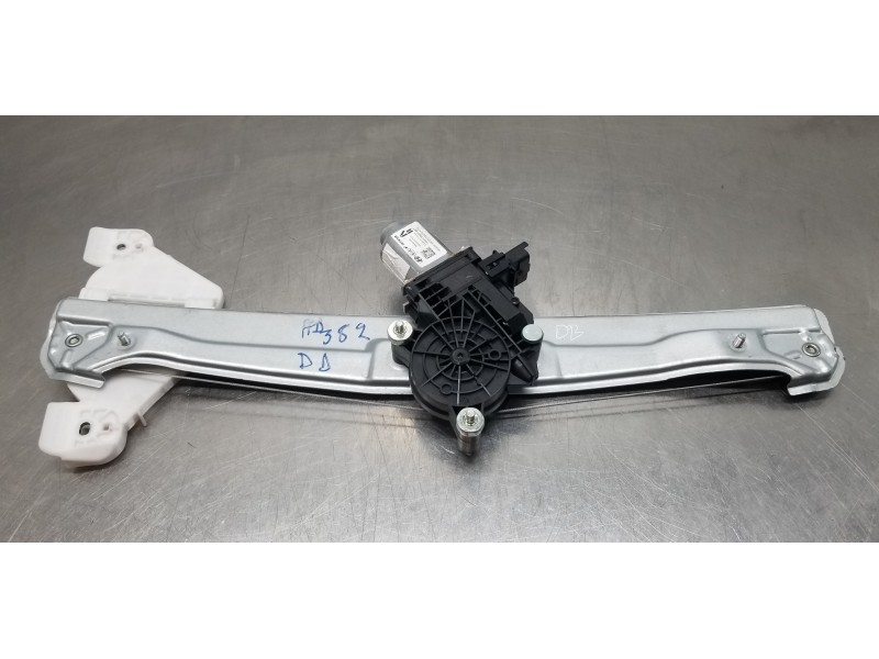 Recambio de elevalunas delantero derecho para hyundai tucson tecno sky referencia OEM IAM 82404N7000 82460N7010 