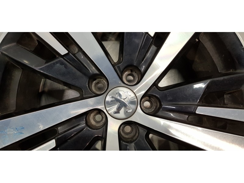 Recambio de llanta para peugeot 3008 active referencia OEM IAM 98096873ZR 9809687377  Recambio de llanta para peugeot 3008 active referencia OEM IAM 98096873ZR 9809687377