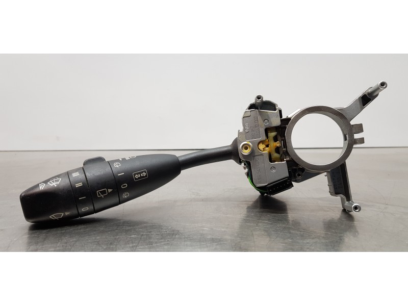 Recambio de mando intermitentes para mercedes clase b (w245) 180 cdi (245.207) referencia OEM IAM A1695450210  