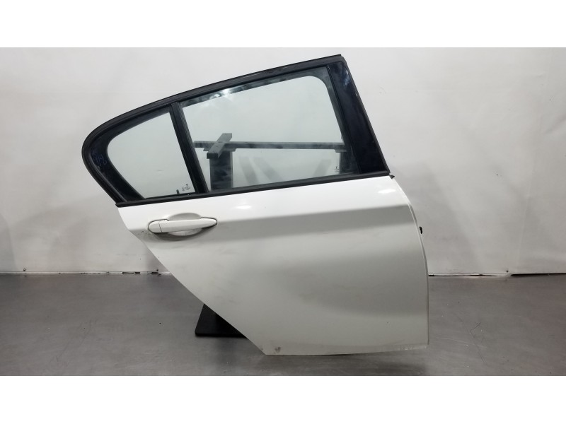 Recambio de puerta trasera derecha para bmw serie 1 lim. (f20) 118d referencia OEM IAM 41527284516   Recambio de puerta trasera derecha para bmw serie 1 lim. (f20) 118d referencia OEM IAM 41527284516
