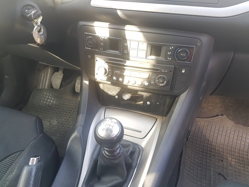 citroen c5 berlina del año 2012