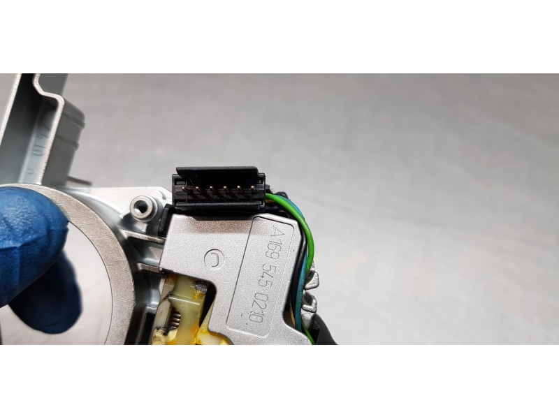 Recambio de mando intermitentes para mercedes clase b (w245) 180 cdi (245.207) referencia OEM IAM A1695450210  