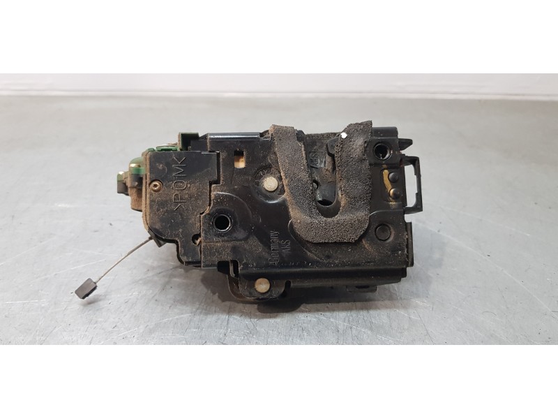 Recambio de cerradura puerta delantera izquierda para volkswagen polo (9n1) trendline referencia OEM IAM 3B1837015AQ   Recambio de cerradura puerta delantera izquierda para volkswagen polo (9n1) trendline referencia OEM IAM 3B1837015AQ