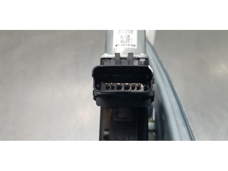 Recambio de elevalunas delantero derecho para hyundai tucson tecno sky referencia OEM IAM 82404N7000 82460N7010 