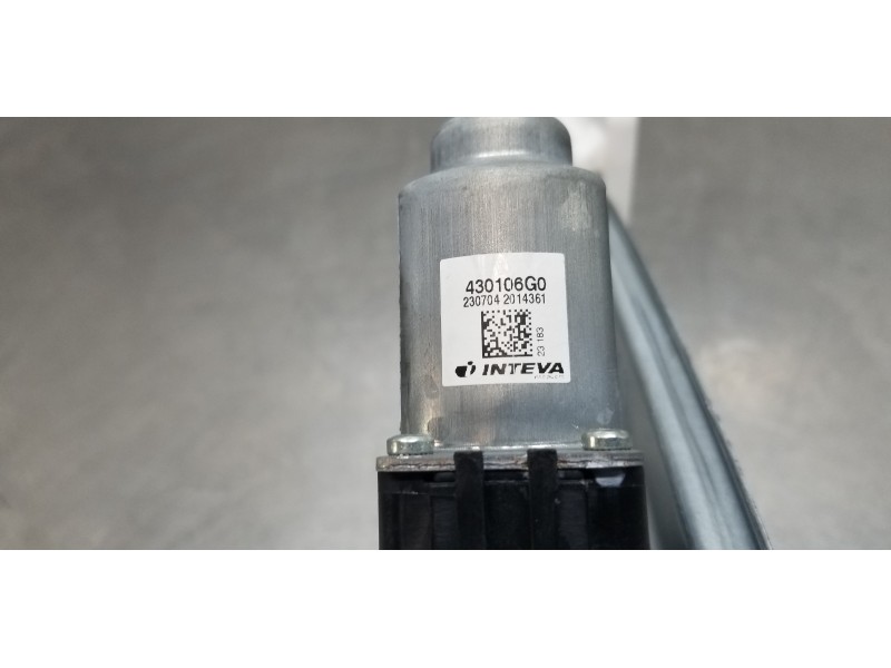 Recambio de elevalunas delantero derecho para hyundai tucson tecno sky referencia OEM IAM 82404N7000 82460N7010 