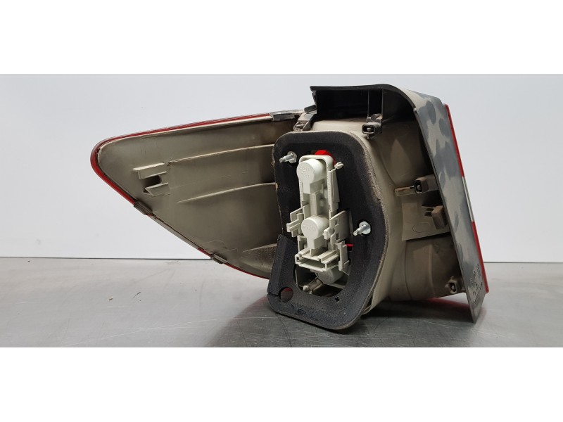 Recambio de piloto trasero derecho para mercedes clase b (w245) 180 cdi (245.207) referencia OEM IAM A1698202664   Recambio de piloto trasero derecho para mercedes clase b (w245) 180 cdi (245.207) referencia OEM IAM A1698202664