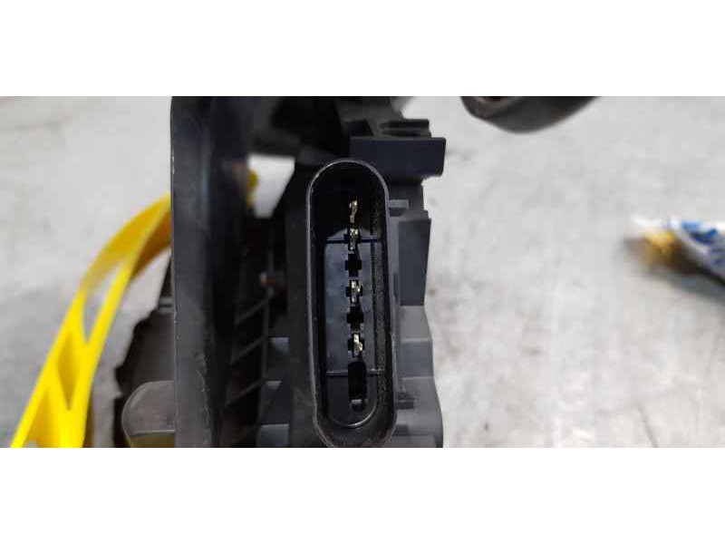 Recambio de cerradura puerta trasera derecha para ford tourneo connect trend referencia OEM IAM DT11V264A00CH  