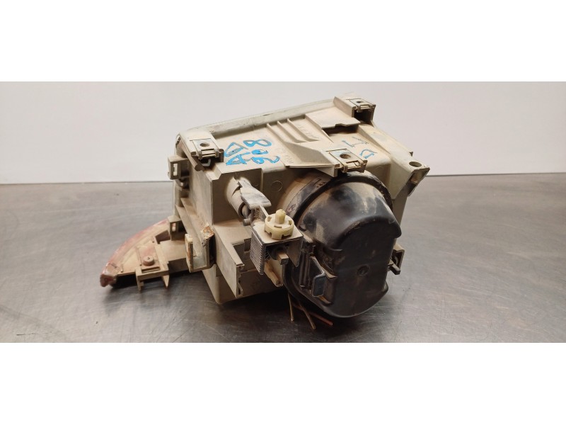 Recambio de faro izquierdo para renault clio i phase iii 1.8 rsi referencia OEM IAM 7701042150  