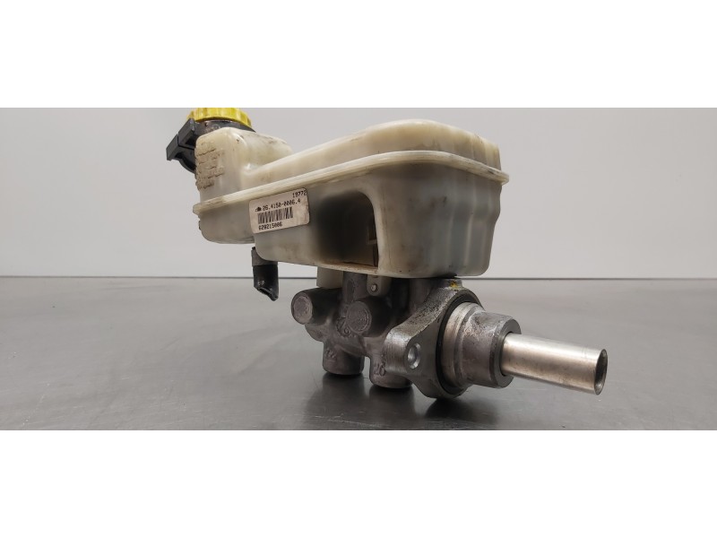 Recambio de bomba freno para dodge caliber s referencia OEM IAM 5175093AA 628215006 