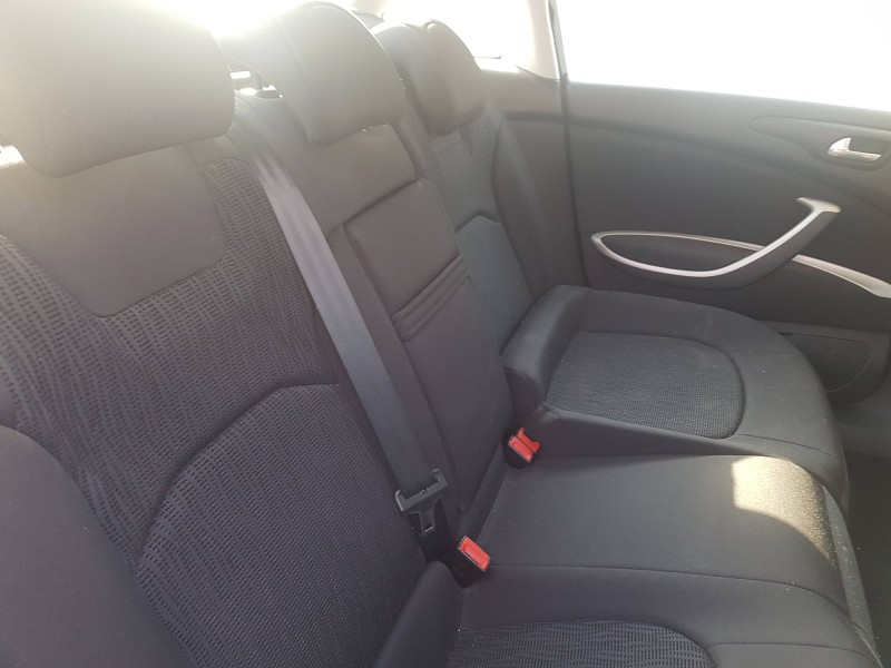 citroen c5 berlina del año 2012