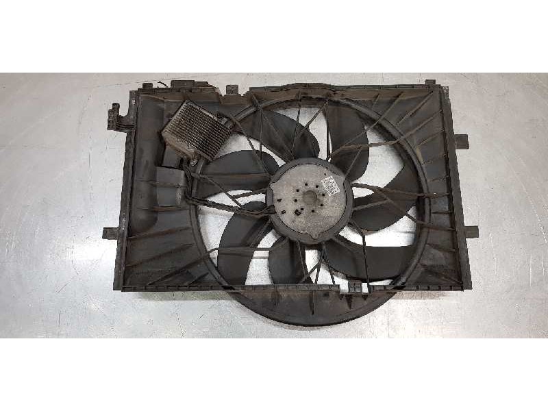 Recambio de electroventilador para mercedes clase c (w203) berlina 200 compressor (203.042) referencia OEM IAM A2035000193  