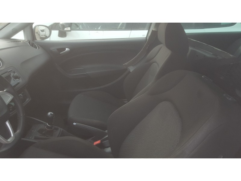 seat ibiza sc (6j1) del año 2009