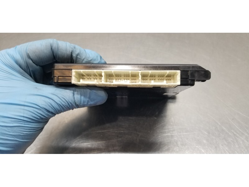 Recambio de modulo confort para toyota rav 4 advance referencia OEM IAM 8922142182 2380005560 