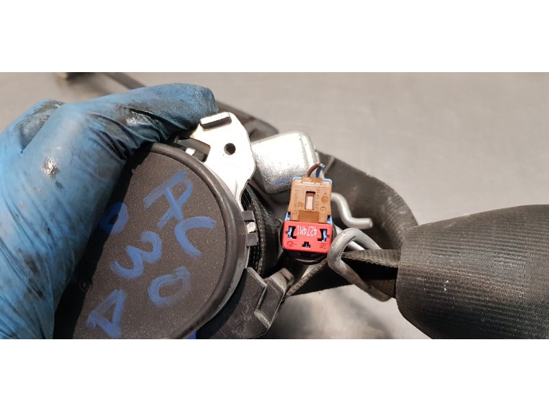 Recambio de cinturon seguridad delantero derecho para renault scenic iii grand dynamique referencia OEM IAM 868840015R   Recambio de cinturon seguridad delantero derecho para renault scenic iii grand dynamique referencia OEM IAM 868840015R