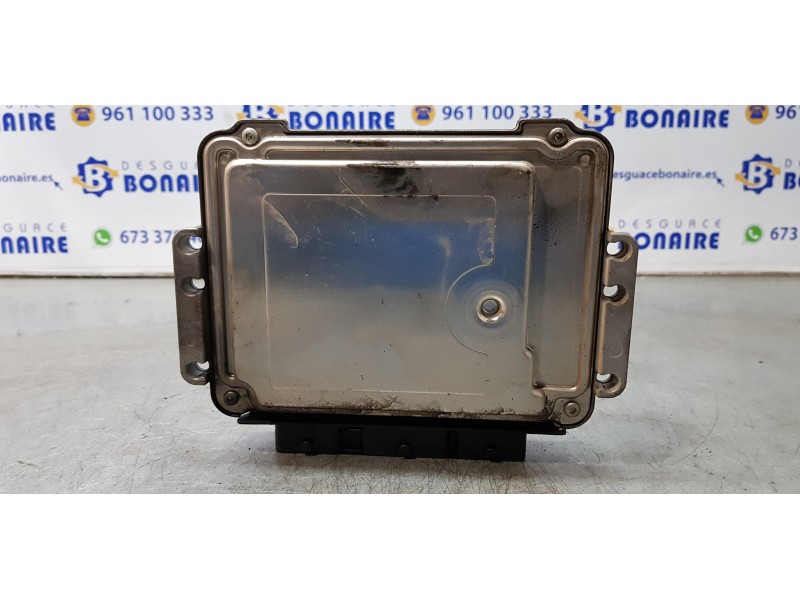 Recambio de centralita motor uce para renault scenic ii grand exception referencia OEM IAM 8200310863  