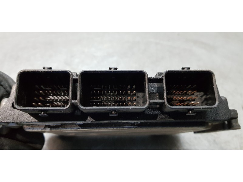 Recambio de centralita motor uce para renault scenic ii grand exception referencia OEM IAM 8200310863  