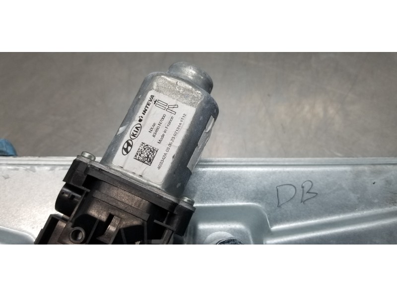 Recambio de elevalunas trasero derecho para hyundai tucson tecno sky referencia OEM IAM 83404N7000 83460N7000 