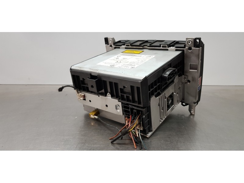 Recambio de sistema audio / radio cd para mercedes clase b (w245) 180 cdi (245.207) referencia OEM IAM A1699002000  