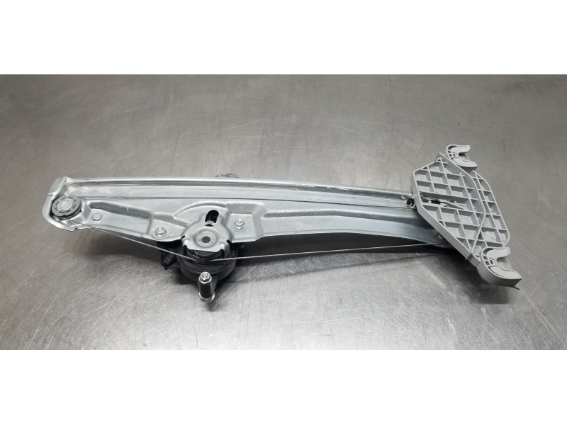 Recambio de elevalunas trasero izquierdo para hyundai tucson tecno sky referencia OEM IAM 83403N7000 83450N7000 