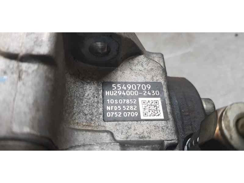 Recambio de bomba inyeccion para opel zafira tourer expression referencia OEM IAM 95522506 55490709 