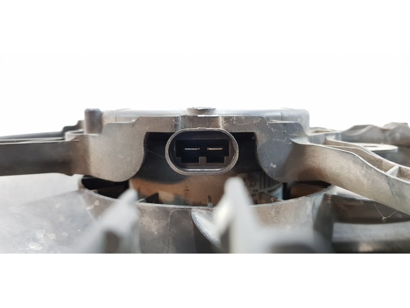 Recambio de electroventilador para renault scenic iii grand dynamique referencia OEM IAM 214810898R  