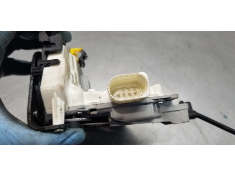 Recambio de cerradura puerta trasera derecha para seat leon (1p1) reference referencia OEM IAM 1P0839016  