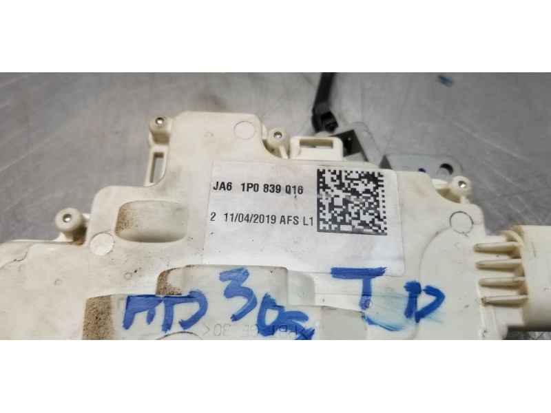 Recambio de cerradura puerta trasera derecha para seat leon (1p1) reference referencia OEM IAM 1P0839016  