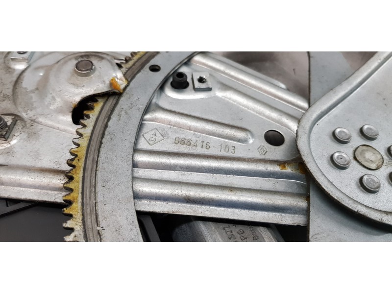 Recambio de elevalunas delantero izquierdo para renault scenic iii grand dynamique referencia OEM IAM 807212569R   Recambio de elevalunas delantero izquierdo para renault scenic iii grand dynamique referencia OEM IAM 807212569R