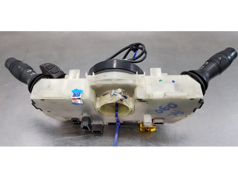 Recambio de mando multifuncion para renault scenic iii grand dynamique referencia OEM IAM 255670019R  