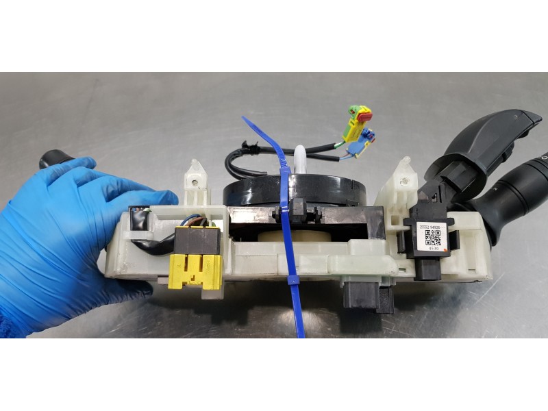 Recambio de mando multifuncion para renault scenic iii grand dynamique referencia OEM IAM 255670019R  