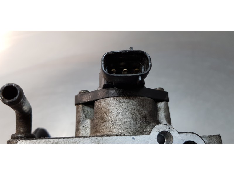 Recambio de caja mariposa para fiat coupe (175) 1.8 16v referencia OEM IAM   