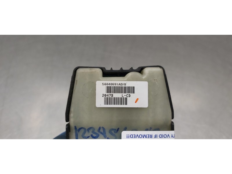 Recambio de mando elevalunas delantero izquierdo para dodge caliber s referencia OEM IAM 56040691AD  