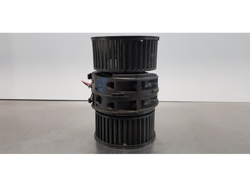 Recambio de motor calefaccion para renault scenic iii grand dynamique referencia OEM IAM 272109961R   Recambio de motor calefaccion para renault scenic iii grand dynamique referencia OEM IAM 272109961R