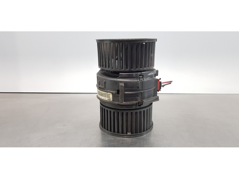 Recambio de motor calefaccion para renault scenic iii grand dynamique referencia OEM IAM 272109961R   Recambio de motor calefaccion para renault scenic iii grand dynamique referencia OEM IAM 272109961R