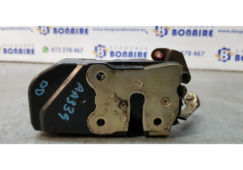 Recambio de cerradura puerta delantera derecha para chrysler voyager (rg) 3.3 lx grand voyager referencia OEM IAM 4894522AA  