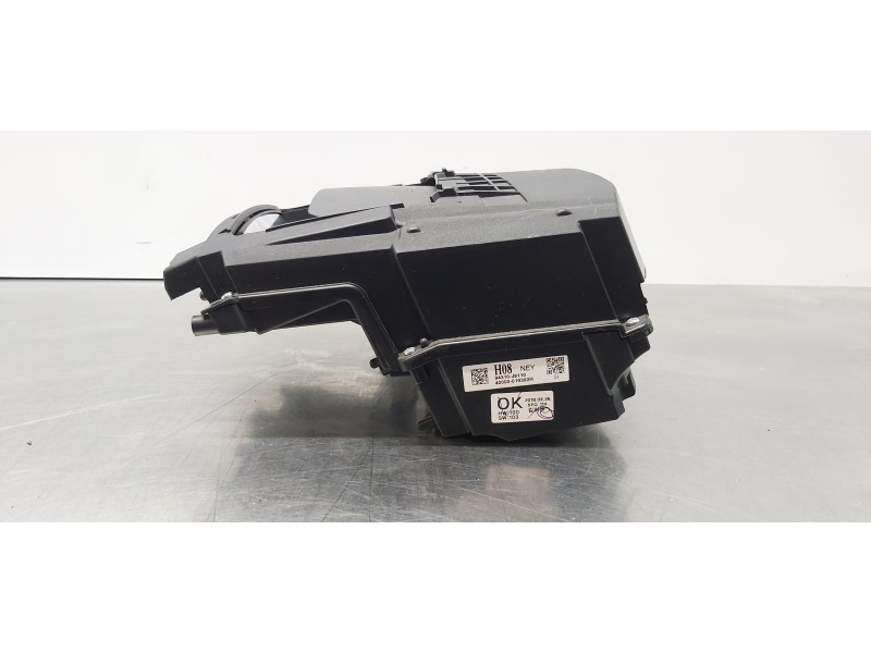 Recambio de pantalla multifuncion para hyundai kona klass 2wd referencia OEM IAM 94310J9110 94310J9110TRY 