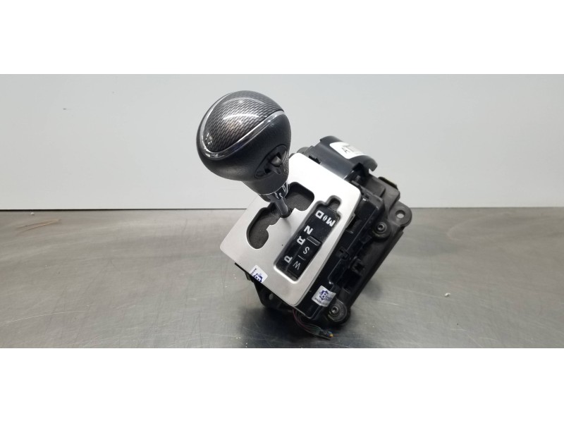 Recambio de palanca cambio para ssangyong rodius xdi referencia OEM IAM 3670021D50  