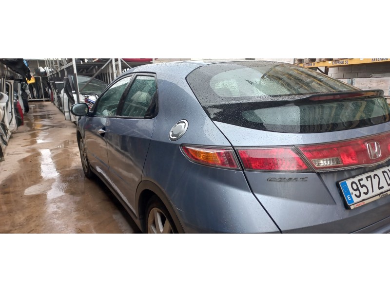 honda civic berlina 5 (fk) del año 2006