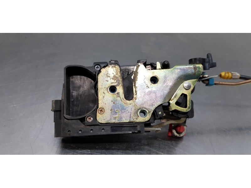 Recambio de cerradura puerta trasera izquierda para ssangyong rexton rx 270 full referencia OEM IAM 7132008002   Recambio de cerradura puerta trasera izquierda para ssangyong rexton rx 270 full referencia OEM IAM 7132008002