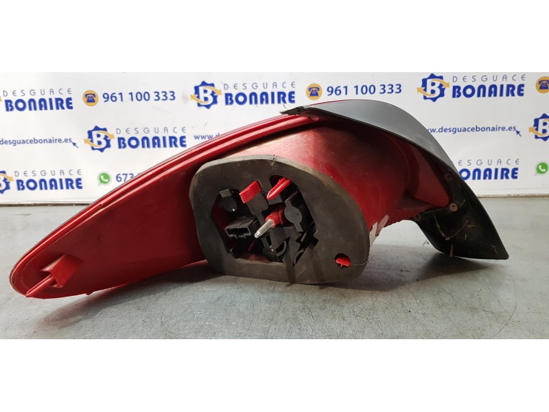 Recambio de piloto trasero derecho para peugeot 206 berlina xs-line referencia OEM IAM 9685618180   Recambio de piloto trasero derecho para peugeot 206 berlina xs-line referencia OEM IAM 9685618180