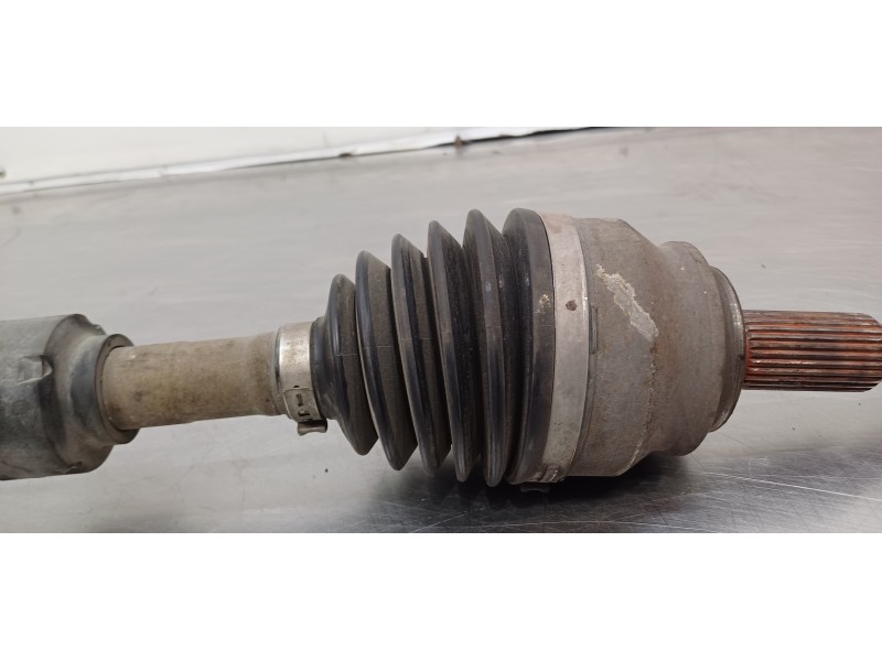 Recambio de transmision delantera derecha para dodge caliber s referencia OEM IAM 5105660AC   Recambio de transmision delantera derecha para dodge caliber s referencia OEM IAM 5105660AC