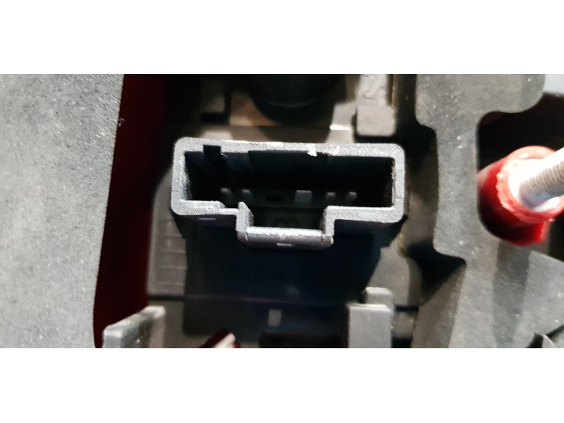 Recambio de piloto trasero derecho para peugeot 206 berlina xs-line referencia OEM IAM 9685618180   Recambio de piloto trasero derecho para peugeot 206 berlina xs-line referencia OEM IAM 9685618180