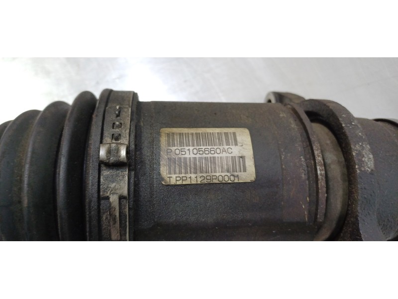 Recambio de transmision delantera derecha para dodge caliber s referencia OEM IAM 5105660AC   Recambio de transmision delantera derecha para dodge caliber s referencia OEM IAM 5105660AC