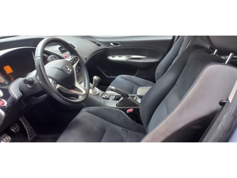 honda civic berlina 5 (fk) del año 2006