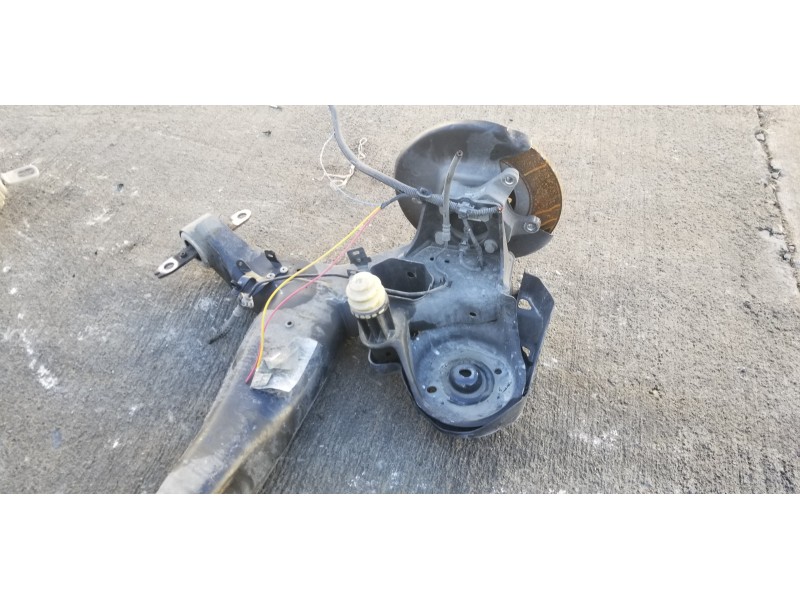 Recambio de puente trasero para peugeot 3008 active referencia OEM IAM 9833974980   Recambio de puente trasero para peugeot 3008 active referencia OEM IAM 9833974980