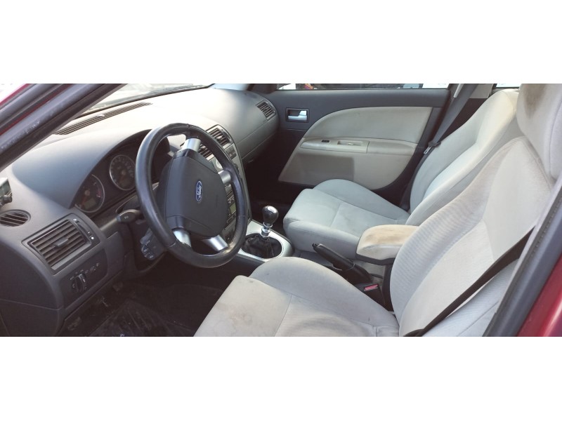 ford mondeo berlina (ge) del año 2001